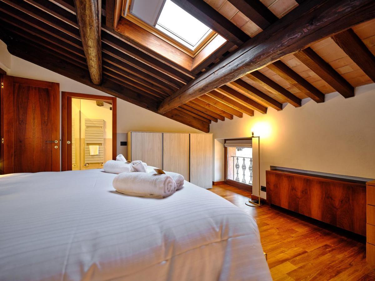 Apartmentsarena - Residenza Degli Scaligeri - Piazza Erbe Verona Exteriér fotografie